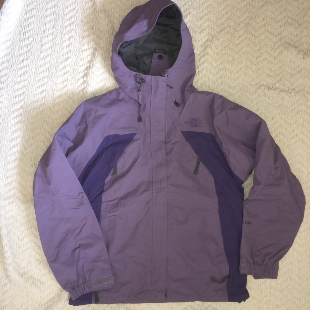 The North Face small hyvent  shell pockets layers